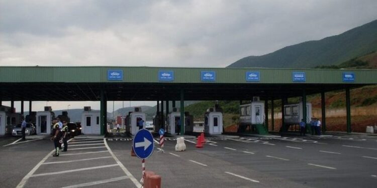 Pezullohet marrëveshja e lëvizjes së lirë në kufirin Kosovë–Shqipëri